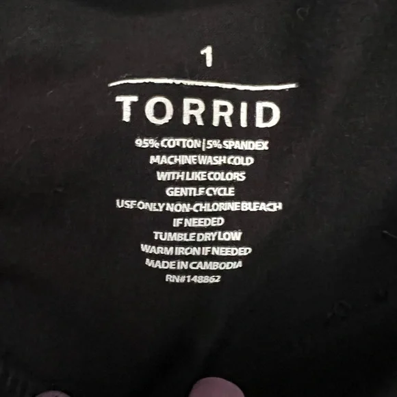 Torrid size 1 leggings. Cotton, very soft. - Picture 3 of 3